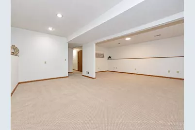 5506 Prospect Avenue, Saint Paul, MN 55110 - Photo 14