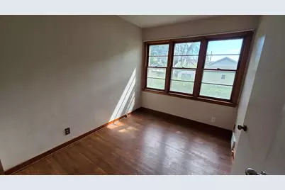1315 5th Avenue NW, Austin, MN 55912 - Photo 8