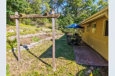 359 Riverview Heights Drive NE, Rochester, MN 55906 - Photo 8