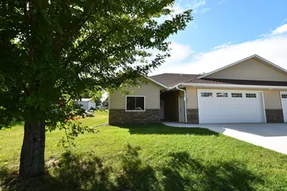 331 5th Avenue NE, Mazeppa, MN 55956 - Photo 1