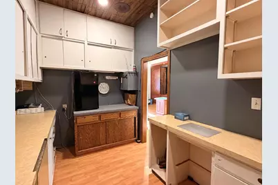 825 Main Street, Edgerton, MN 56128 - Photo 12