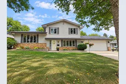 4632 Oregon Avenue N, New Hope, MN 55428 - Photo 1