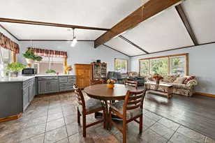 534 Derrick Dr, New Richmond, WI 54017 - Photo 8