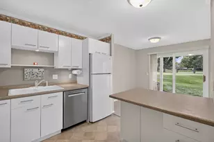 14358 Fairway Dr, Eden Prairie, MN 55344 - Photo 12