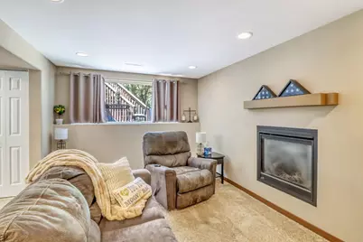 409 Oakway, Moorhead, MN 56560 - Photo 28