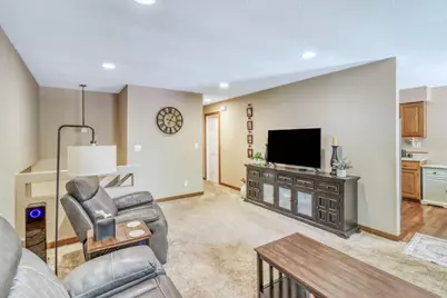 409 Oakway, Moorhead, MN 56560 - Photo 10