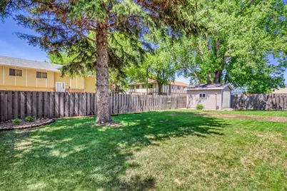 409 Oakway, Moorhead, MN 56560 - Photo 48
