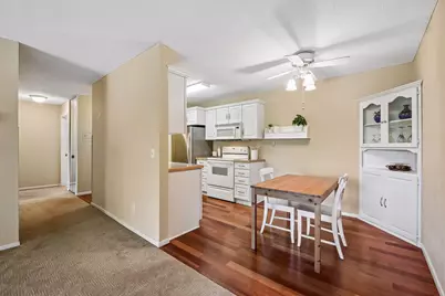 215 Barry Avenue S #217, Wayzata, MN 55391 - Photo 6