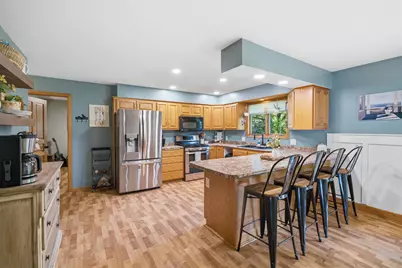 403 9th Avenue SW, Wells, MN 56097 - Photo 18