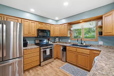 403 9th Avenue SW, Wells, MN 56097 - Photo 22