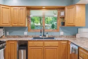 403 9th Ave SW, Wells, MN 56097 - Photo 20