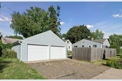 742 Idaho Avenue W, Saint Paul, MN 55117 - Photo 32