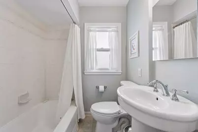 742 Idaho Avenue W, Saint Paul, MN 55117 - Photo 22