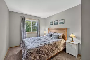 2347 Heath Ave N, Oakdale, MN 55128 - Photo 42