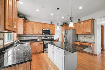 2466 Lone Eagle Trail, Woodbury, MN 55129 - Photo 8