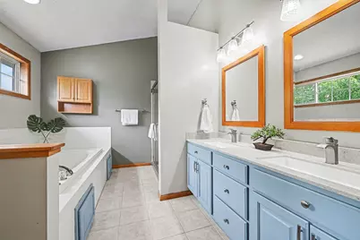 2466 Lone Eagle Trail, Woodbury, MN 55129 - Photo 16
