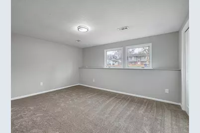 2304 13th Avenue E, North Saint Paul, MN 55109 - Photo 10