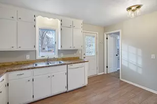 2304 13th Ave E, North Saint Paul, MN 55109 - Photo 8