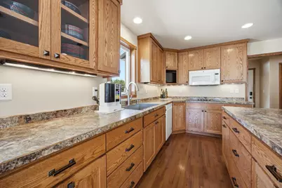 965 18th Avenue Circle N, Moorhead, MN 56560 - Photo 16