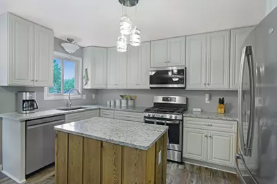 1239 Ruby Lane, Shakopee, MN 55379 - Photo 8