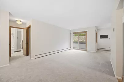 8242 Freemont Avenue S #B, Bloomington, MN 55420 - Photo 4