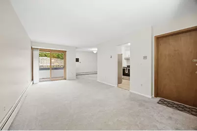 8242 Feemont Avenue S #B, Bloomington, MN 55420 - Photo 2