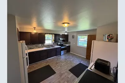 424 2nd Street NW, Mahnomen, MN 56557 - Photo 6