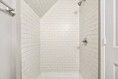2725 Dupont Avenue S, Minneapolis, MN 55408 - Photo 24