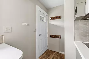 305 E 3rd St, Minneota, MN 56264 - Photo 20