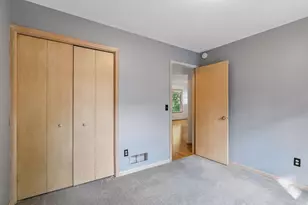 4902 Bayswater Rd, Minnetonka, MN 55345 - Photo 24
