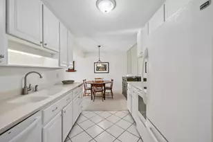 4370 Brookside Ct, Edina, MN 55436 - Photo 14