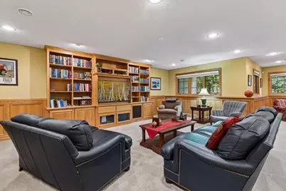 10162 Chestnut Circle N, Brooklyn Park, MN 55443 - Photo 24