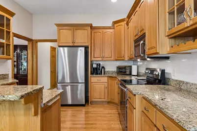 10162 Chestnut Circle N, Brooklyn Park, MN 55443 - Photo 10