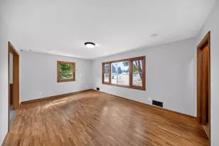 604 Park St SE, Chatfield, MN 55923 - Photo 4