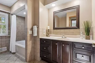 2442 Orchard Ln, White Bear Lake, MN 55110 - Photo 54