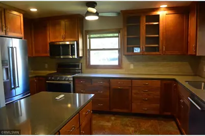 730 17th Street E, Glencoe, MN 55336 - Photo 6