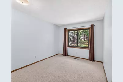 2813 Robinwood Way, Woodbury, MN 55125 - Photo 20