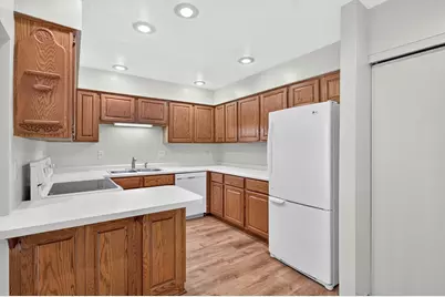 2813 Robinwood Way, Woodbury, MN 55125 - Photo 12