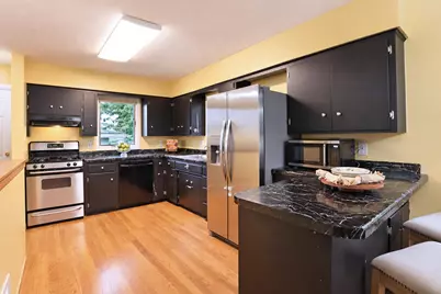 1404 Plainview Lane, Albert Lea, MN 56007 - Photo 6