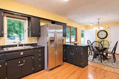 1404 Plainview Lane, Albert Lea, MN 56007 - Photo 8