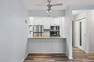6730 Vernon Ave S, Edina, MN 55436 - Photo 12