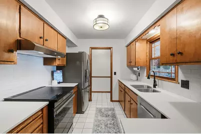 1620 Sumter Avenue N, Golden Valley, MN 55427 - Photo 8