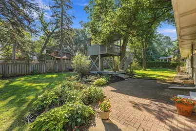 1620 Sumter Avenue N, Golden Valley, MN 55427 - Photo 12