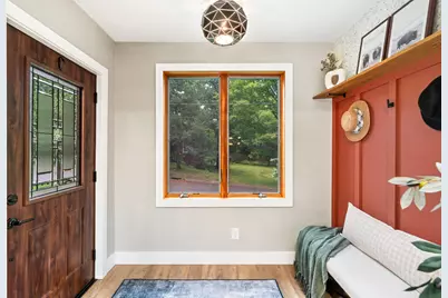326 Bellis Street, Duluth, MN 55803 - Photo 2