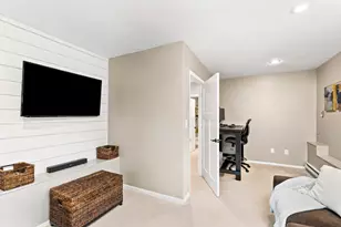 326 Bellis St, Duluth, MN 55803 - Photo 24