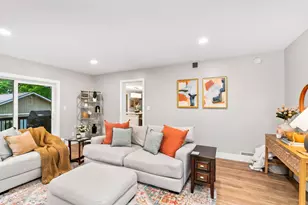 326 Bellis St, Duluth, MN 55803 - Photo 8