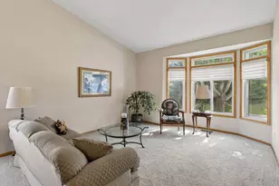 13323 Glenhaven Ct, Apple Valley, MN 55124 - Photo 12