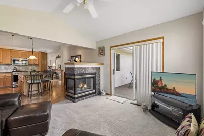 13323 Glenhaven Court, Apple Valley, MN 55124 - Photo 4
