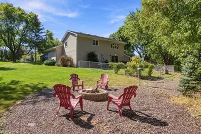 7003 Park View Lane, Eden Prairie, MN 55346 - Photo 2