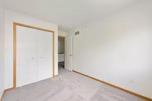 11240 Providence Ln, Eden Prairie, MN 55344 - Photo 18
